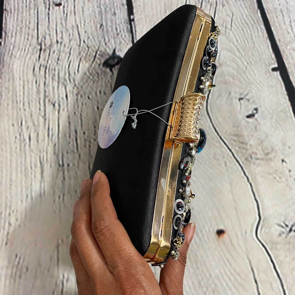 🆕 Black Beaded Clutch - Picture 4 of 10